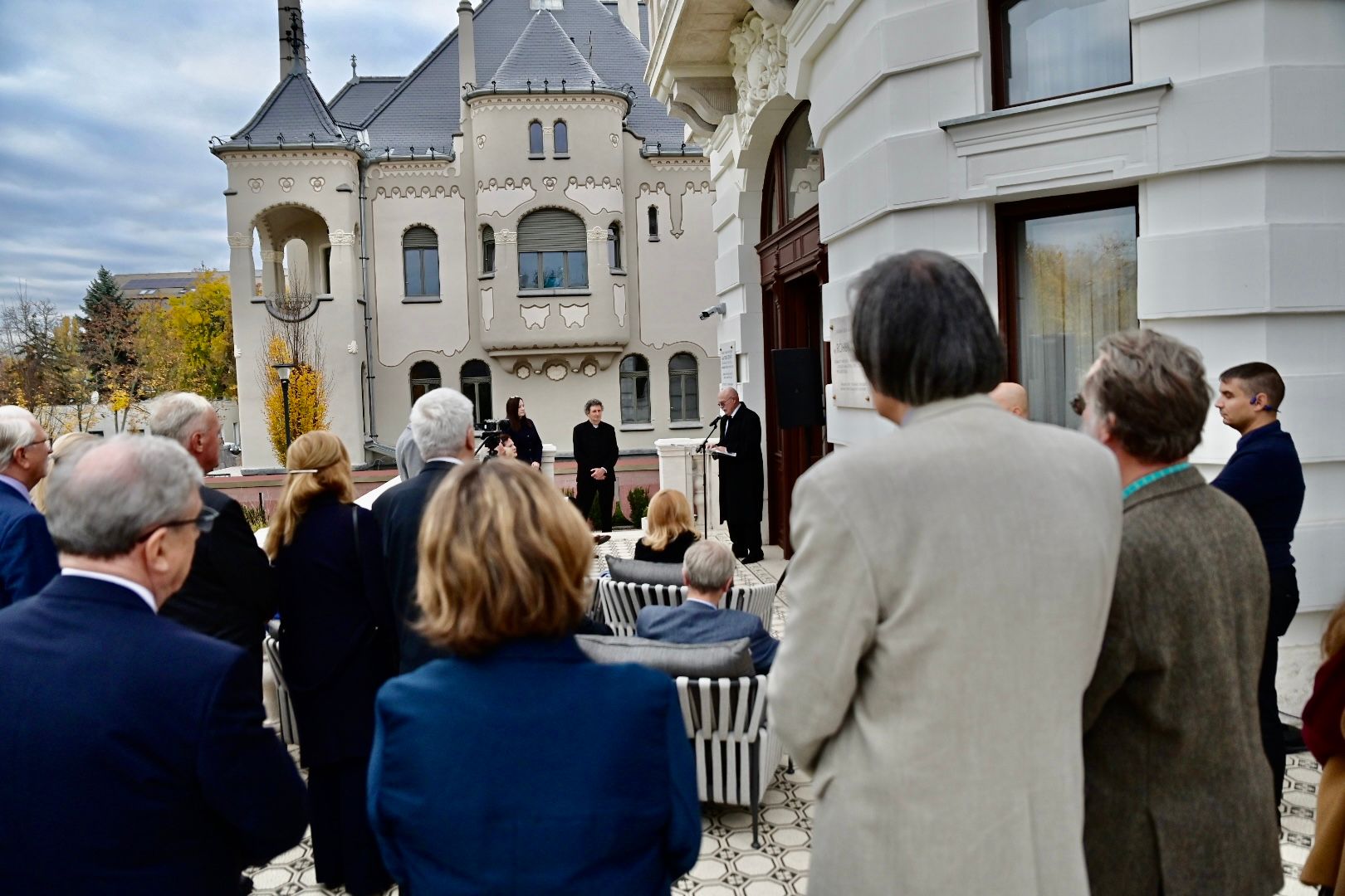 Gróf Tisza István előtt tisztelegtek a Magyar Corvin-lánc Testület szervezésében tartott emléknapon a Roheim-villában