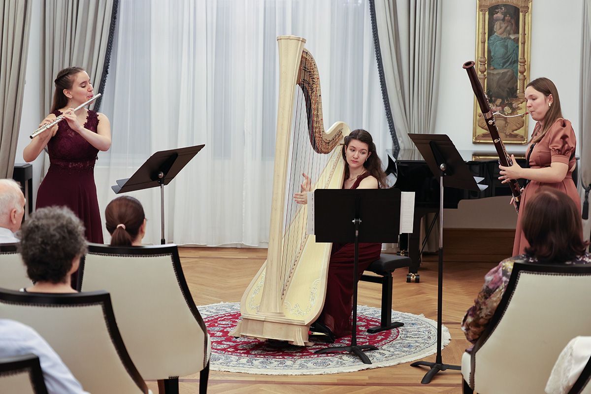 20260624_Ligetparti_trio_02.JPG