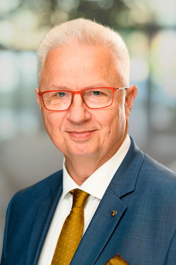 Prof. Dr. Trócsányi László